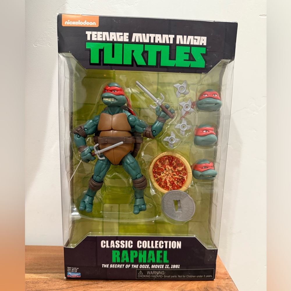 Teenage Mutant Ninja Turtles Raphael Action Figure